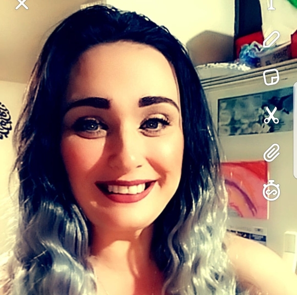 Meet your Posher, Michelle - Picture 1 of 1